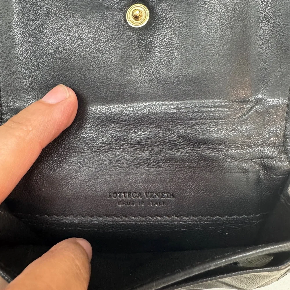 ✨ Bottega Veneta Intrecciato Black Compact Leather Wallet (Unisex) - Picture 3 of 9